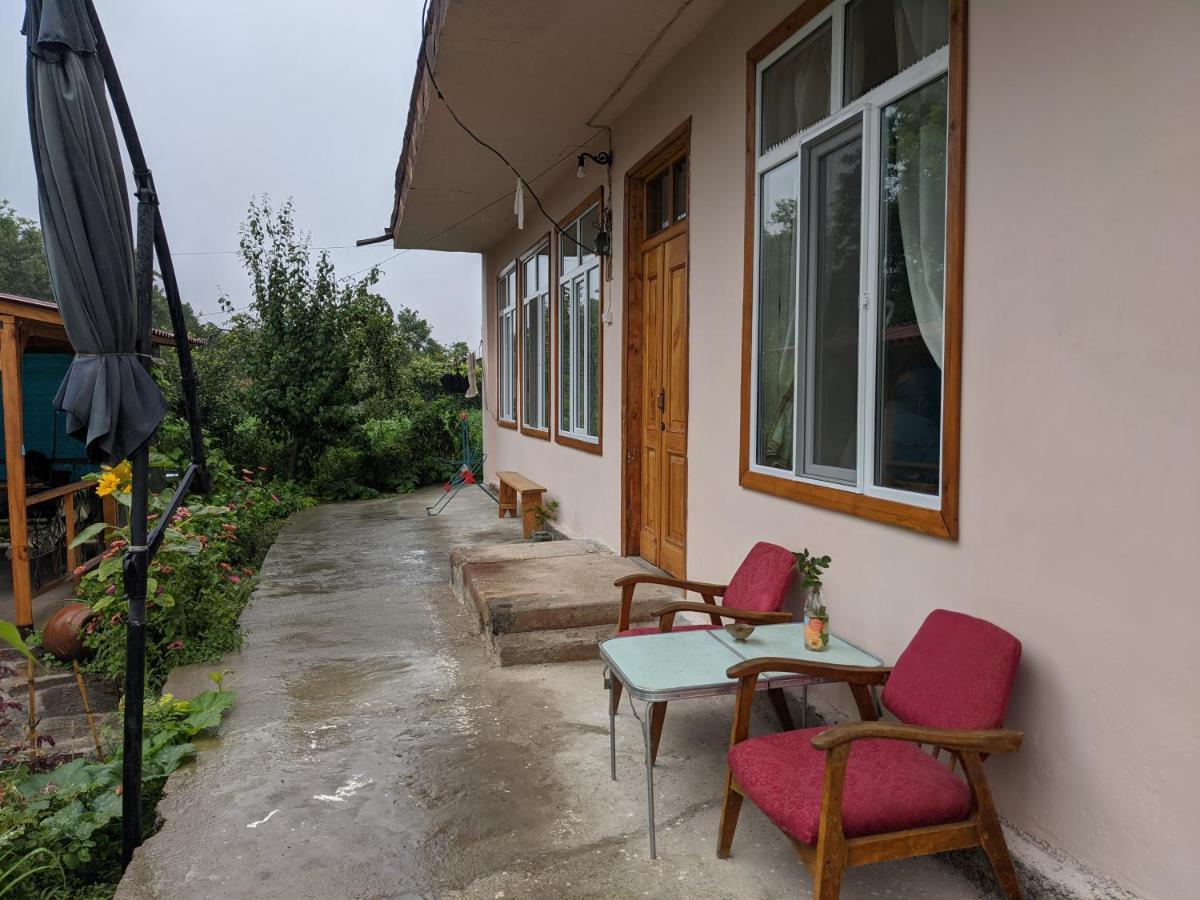 Tatev Guest House Bagian luar foto