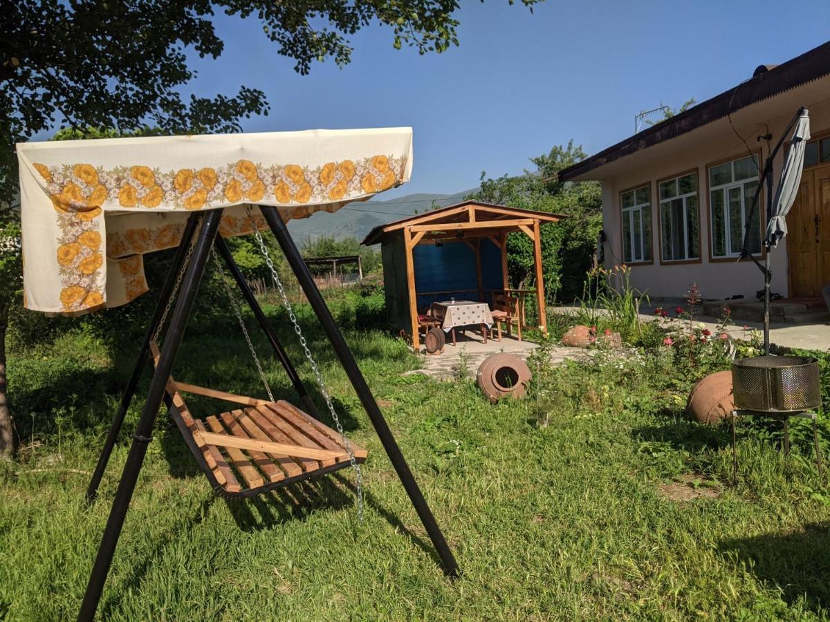 Tatev Guest House Bagian luar foto