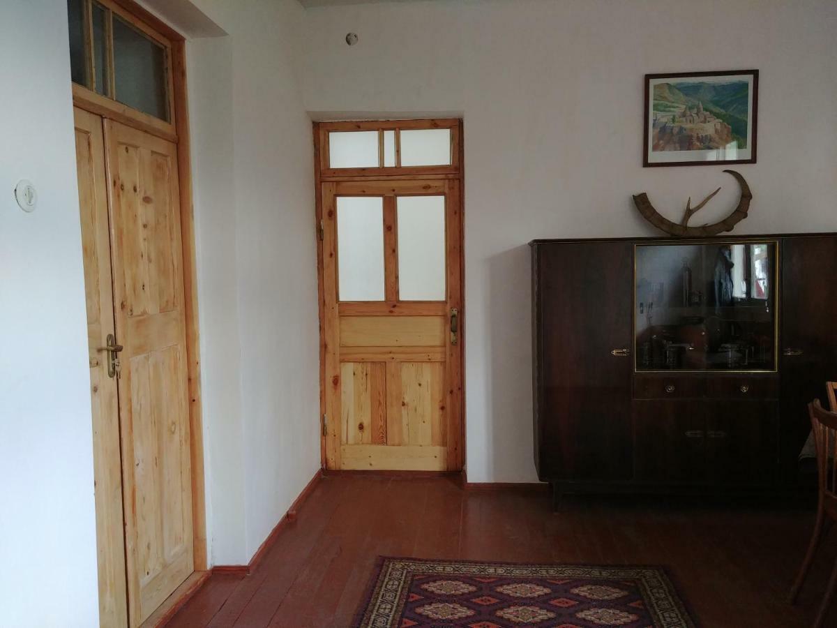 Tatev Guest House Bagian luar foto
