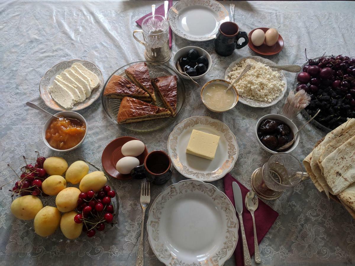 Tatev Guest House Bagian luar foto